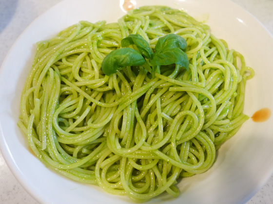 ジェノベーゼのレシピ　フレッシュ・バジルを使ったバジルソース・パスタのレシピ